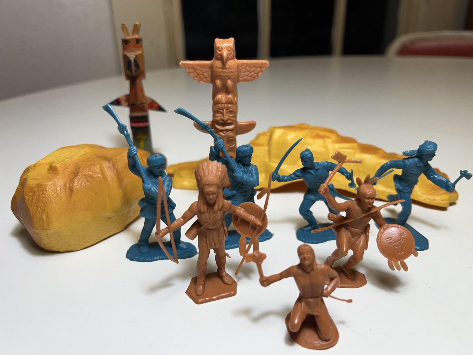 Vintage MARX COMANCHE PASS PLAYSET Figures and Accessories Lot Bridge Boulder