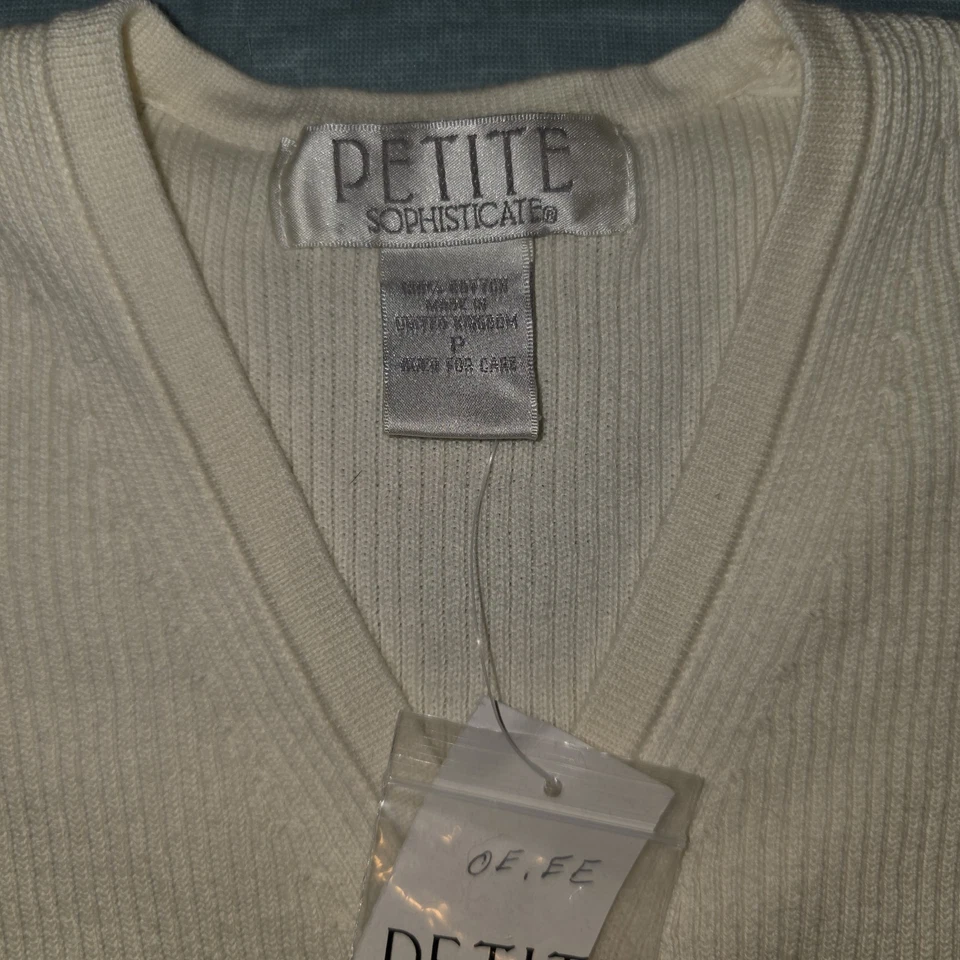 Cárdigan para mujer Petite Sophisticate crema cuello en V abotonado nuevo con etiquetas talla P 100 algodón Foto 3 de 4