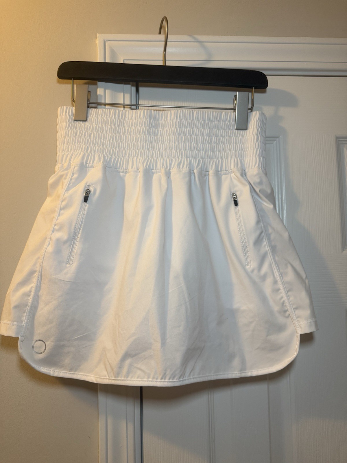 Bubble Women's White Skort Size L Pull On Elastic Waist Zipper Pockets