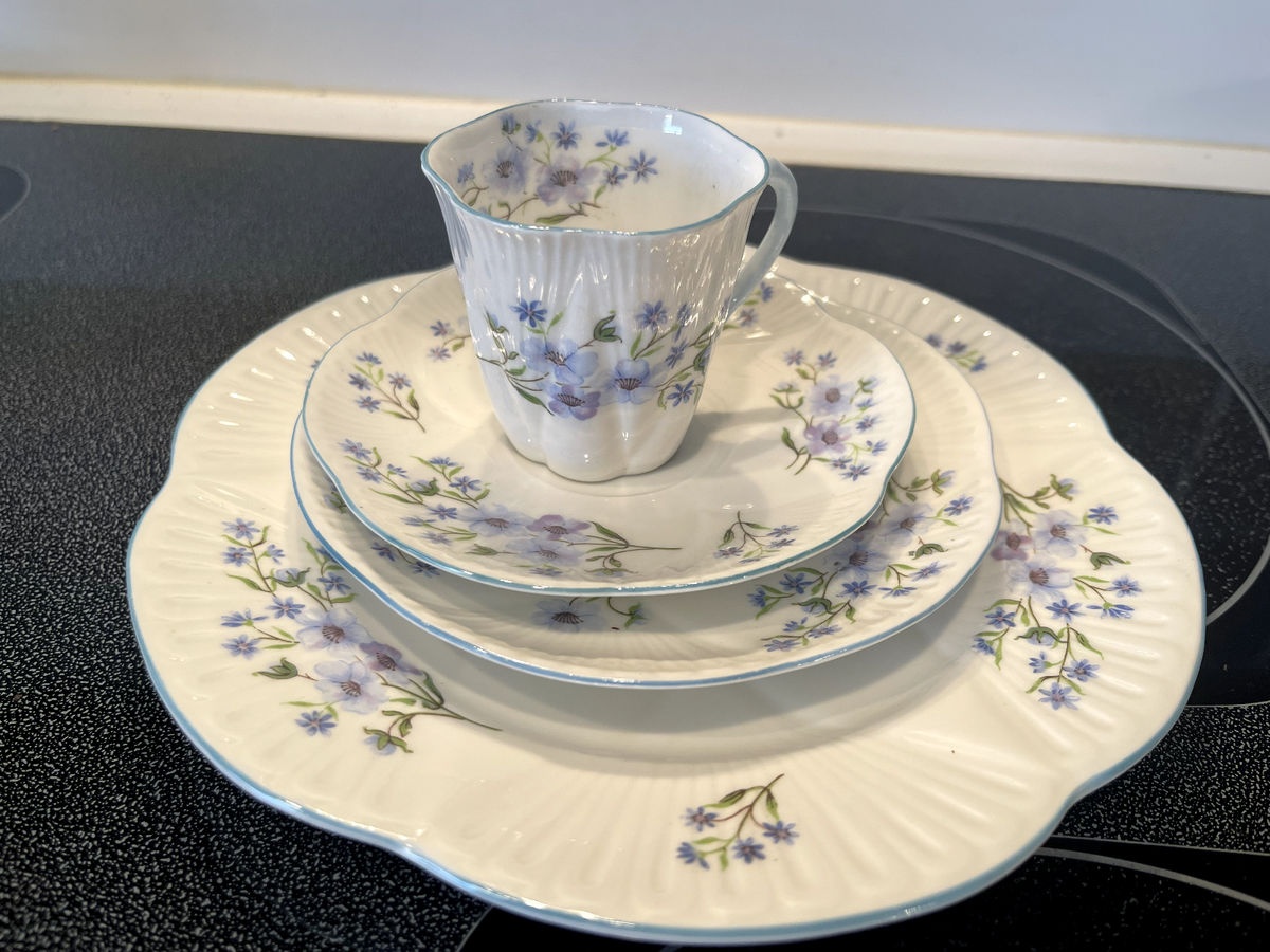 RARE Vintage England Bone China SHELLEY BLUE ROCK 4 piece SET