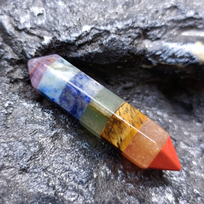 Natürlicher 7 Chakra-Stein-Doppelpunkt-Heilkristall-Quarz-Edelstein-Reiki Säule