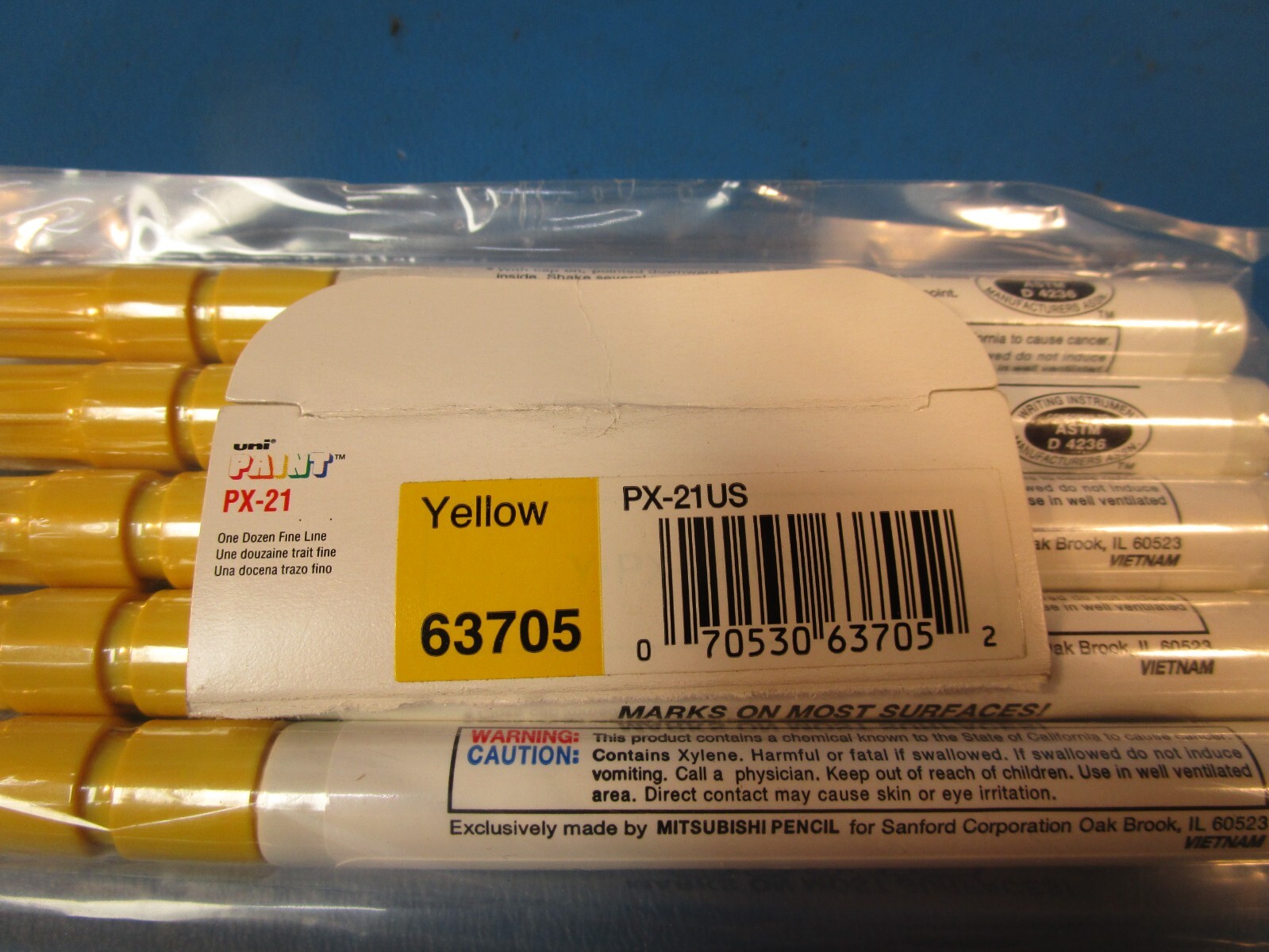LOT OF 5 UNI-PAINT MARKERS PX-21 YELLOW 63705 Fine Line Oil Base Permanent Paint