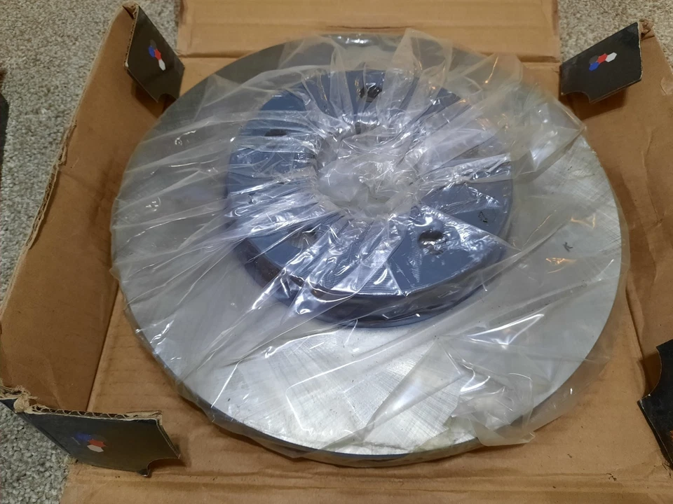 NEW Front Disc Rotors And Pads For 2012-2018 Ford Focus Foto 2 de 4