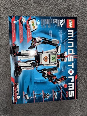 LEGO MINDSTORMS EV3 SEALED AND NEAR MINT CONDITION. SEE PHOTOS