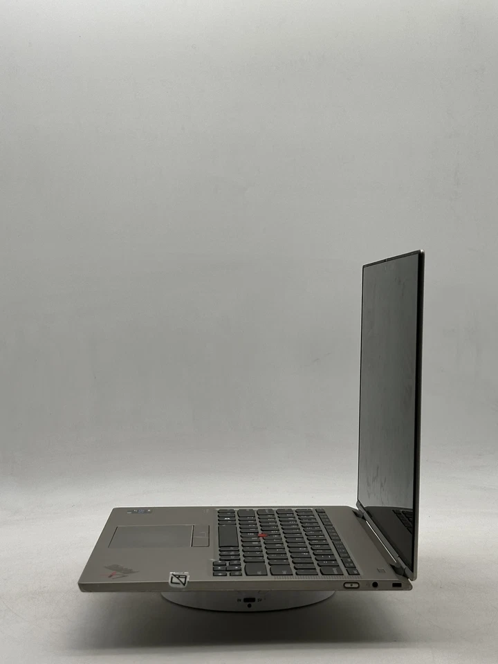 Lenovo ThinkPad X1 титана поколения 1 13,4 «i7-1160G7 16GB/512GB без ОС (читать) - Изображение 4 из 4