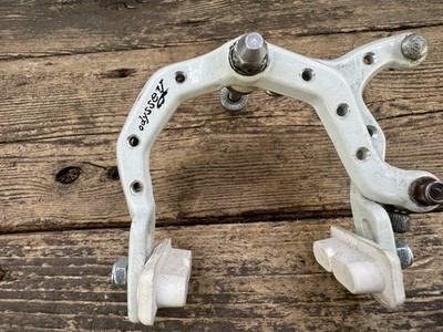 Frein Arrière Odyssey System 2000 – 1985 – Blanc Gravé Logo – Vintage BMX