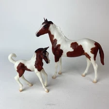 Breyer Pinto  Horse and Foal #62006  Classics Duchess