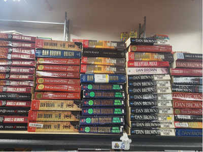 Robert Langdon by Dan Brown - Choose Your Own Books Set