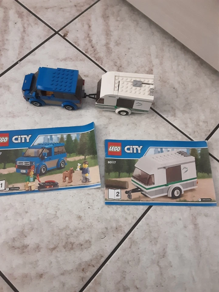 LEGO City 60117 Van & Caravan, foto 1 di 5