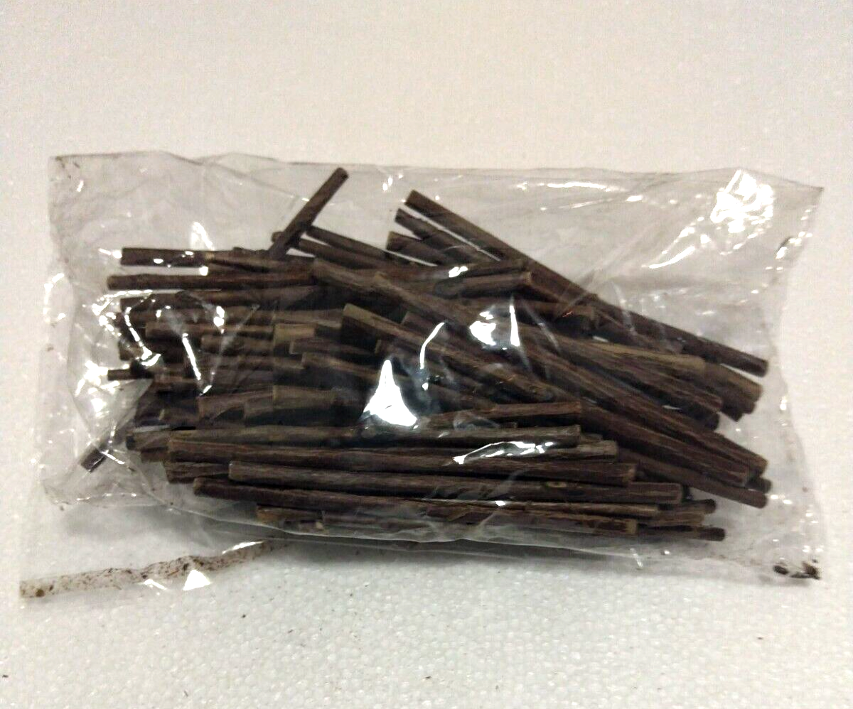 William Craft 115Pcs  10cm 0.1-0.2 Inch in Diameter Wood Log Sticks for DIY