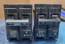    2 SIEMENS TYPE QP 30 AMP PLUG IN CIRCUIT BREAKER 120/240 VAC 2 POLE Q230