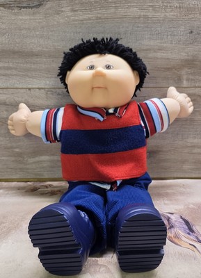 Cabbage Patch Kinder Junge Puppe in Kleidung mit Schuhen Play Along Toys 2004 PA-3