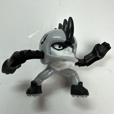 Oakland Vegas Raiders NFL Rush Zone 2013 McDonald s Football Action Figure Set