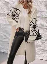 Luxurious 14 XL Cream Drop Shoulder Duster Cardigan Appliqué Flower Soft Knit