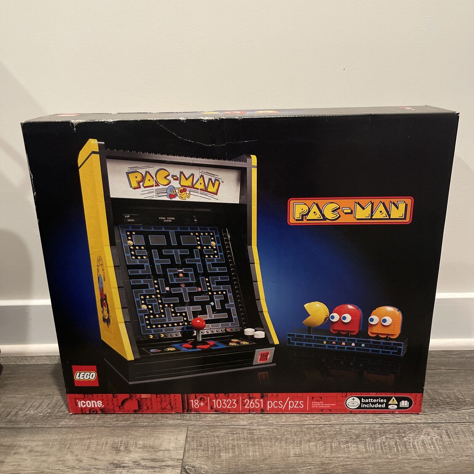 LEGO 10323 Icons PAC-MAN Arcade Building Set Sealed Box
