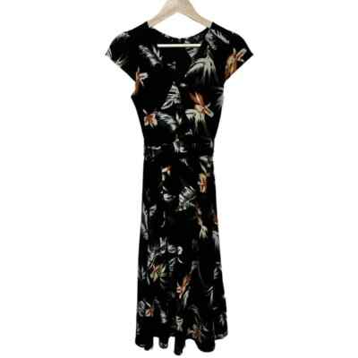green emerald velvet dress White Leaf Printed Dress – AX Paris main image 1