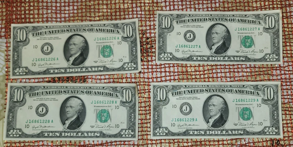 1981 - 7 $10 не бывшие в обращении банкноты последовательно #! J16861226A - 1229A, 1231, 1234-5 - Изображение 2 из 3