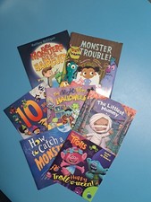 Children's Halloween Themed Books Lot of 7  6 Scholastic, 1 Trolls 