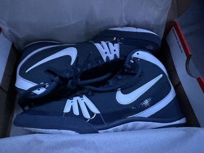 Nike Freek Navy Blue Wrestling Shoe Size 9.5 (BRAND NEW IN BOX)