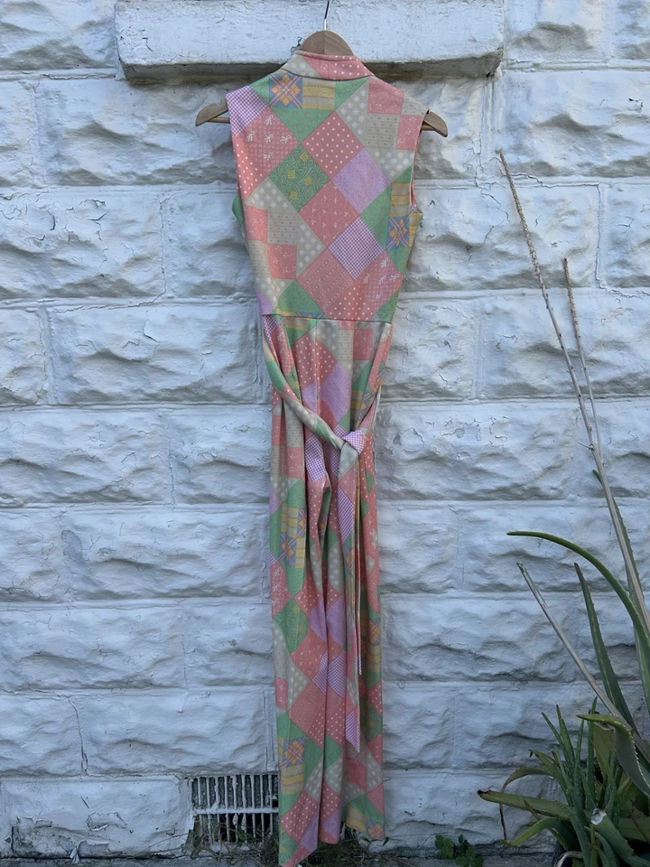 Mono vintage años 70’s para mujer con estampado de novedad hippy discoteca sin mangas  Foto 4 de 4