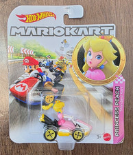NEW Mattel GBG28 Hot Wheels Mario Kart 1:64 PRINCESS PEACH Standard Diecast Car
