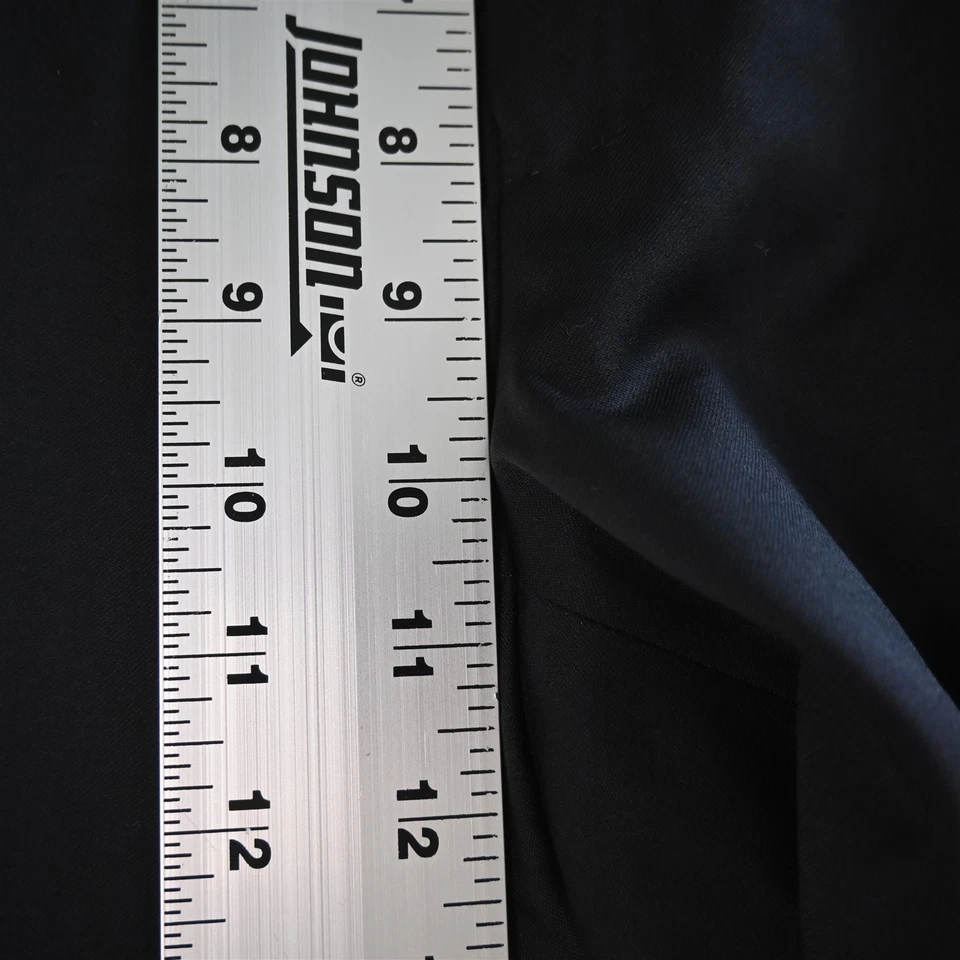 Calça masculina Ermenegildo Zegna 32x30 preta 100% lã algemada rom frente plana - Imagem 3 de 4