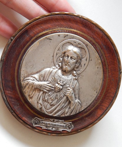 ⭐Antique French religious ex-voto framed medal,Montmartre, Sacred Heart of Jesus