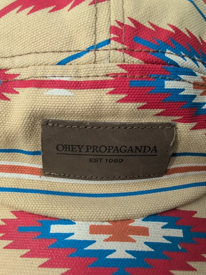 Шляпа мужская Obey Propaganda 5 панелей бежевая ацтекская племенная кепка с ремешком сзади - Изображение 2 из 4