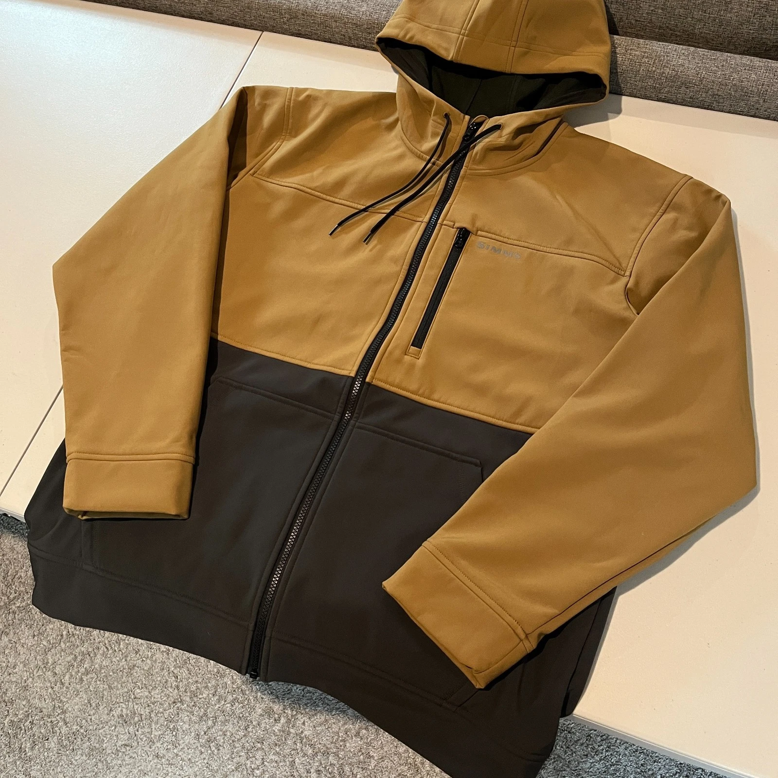 Simms Jacket Mens XL Softshell Full Zip Hooded Windstopper Fishing Multi-Color
Opens in a new window
