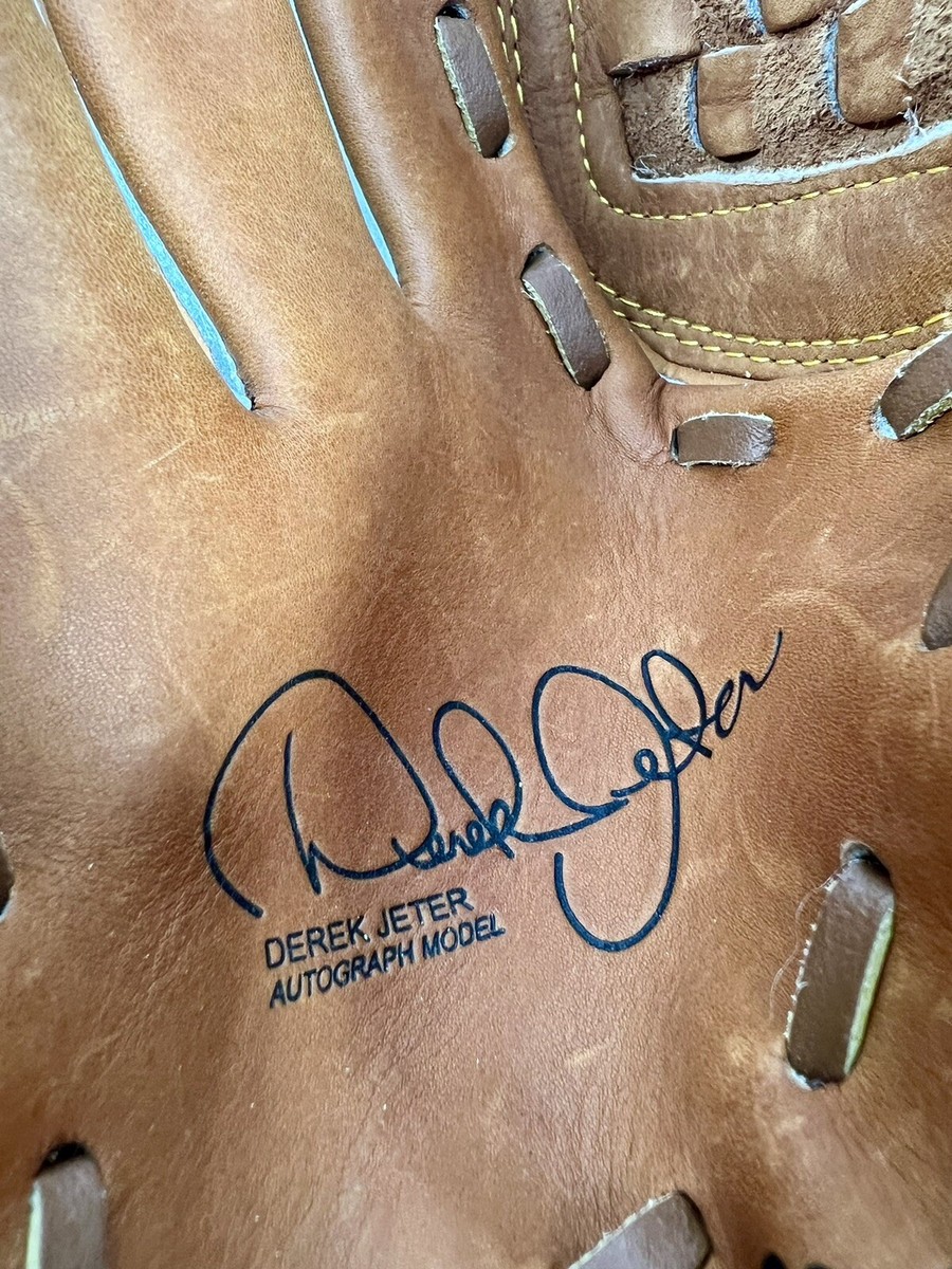 Derek Jeter Rawlings グローブ 展示用ケース付きRーMLB Derek Jeter Rawlings グローブ 展示用ケース付きRーMLB