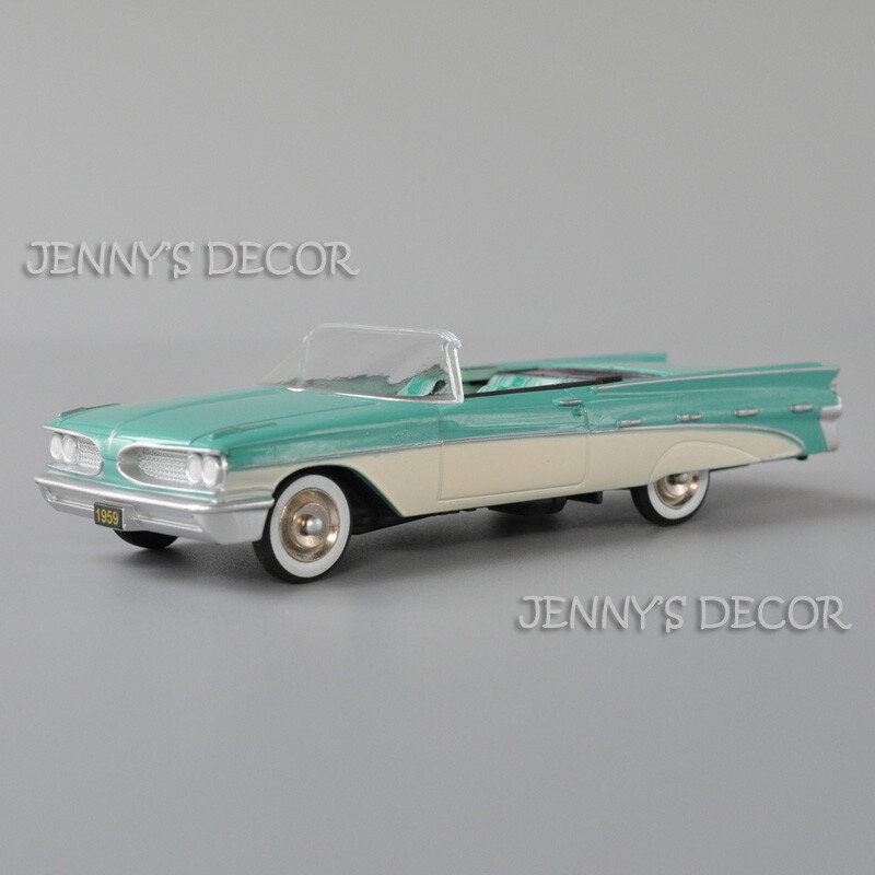 GFCC Toys 1:43 Scale Diecast Metal Car Model 1959 Pontiac