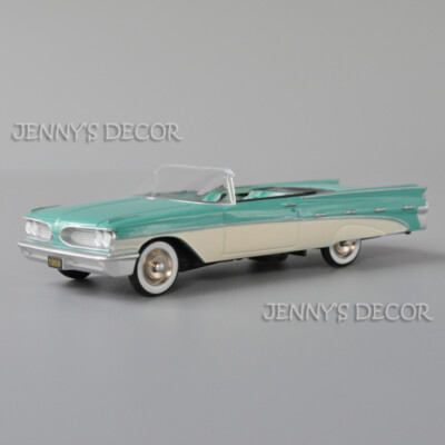 GFCC Toys 1:43 Scale Diecast Metal Car Model 1959 Pontiac