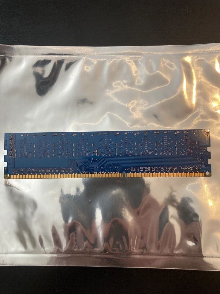 1GB Nanya NT1GC72B89A0NF-BE DDR3-1066 PC3-8500E PC Memory Module ECC RAM - Image 3 of 3