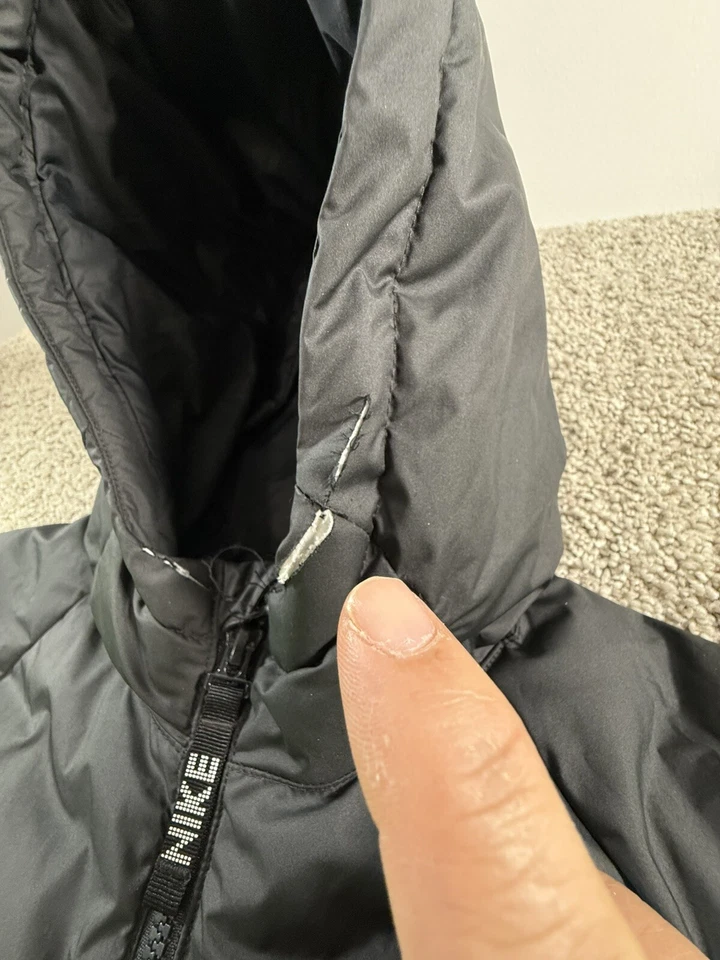 Nike Sportswear Big Kids' Synthetic-Fill Jacket Size Small Black Green Hooded - Image 3 of 4