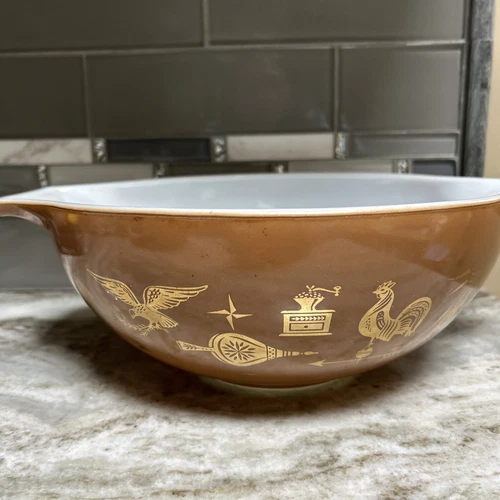 Pyrex 4 Qt Mixing  Cinderella Brown Gold Rooster Early Americana Nesting Bowl