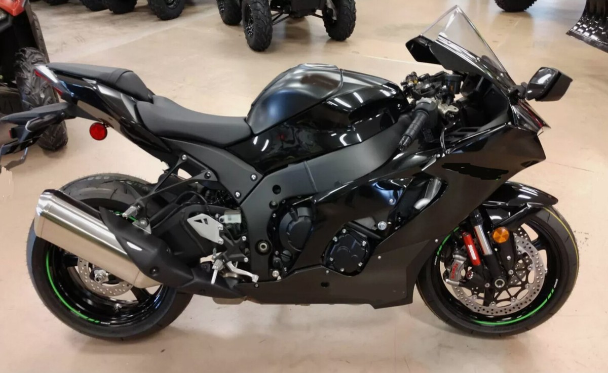 Gloss Black Fairing Kit For 2021-22 Kawasaki Ninja ZX10R