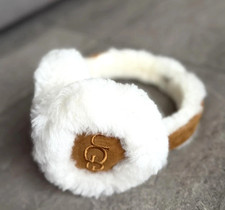 NWT UGG Australia Womens Shearling Sheepskin LOGO Earmuffs Chestnut Brown w/Box