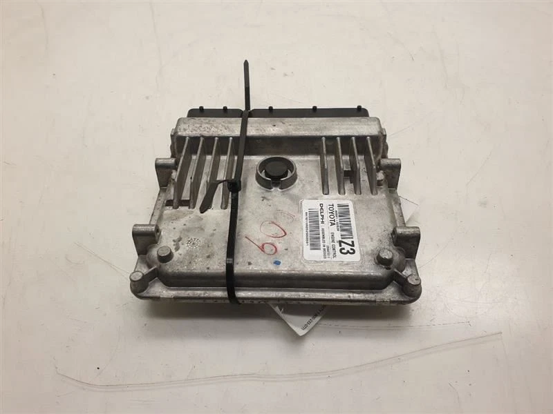 Toyota Corolla 2016 motor módulo de control electrónico montaje ECM  Foto 4 de 4