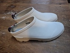 Seavees Bodega Garden Clogs White Rubber Size 9 Womens 