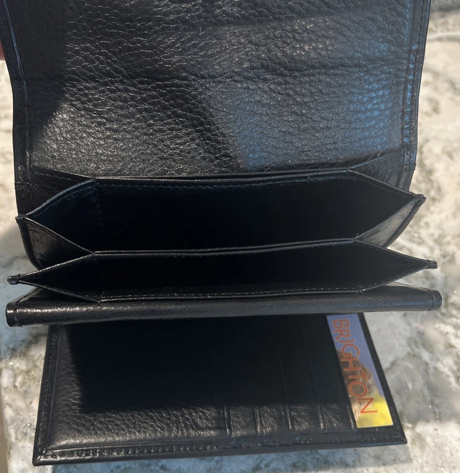 "Cartera tejida de cuero Brighton detalles plateados negra marrón 6""x4""" Foto 4 de 4