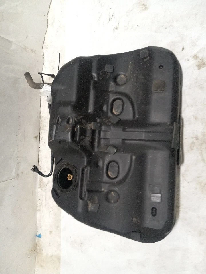 TANQUE DE COMBUSTÍVEL PARA HYUNDAI SONATA 2012 - 2015 - Imagem 2 de 4