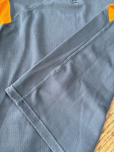 Boys Nike dry fit quarter Zip size large gray and orange - Picture 10 of 11