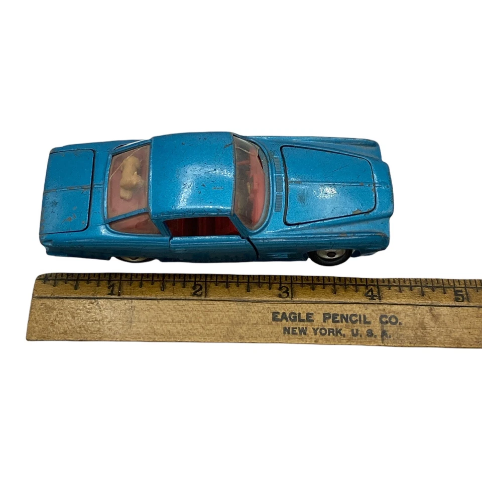 Corgi Great Britain 1/43 Diecast Model Ghia L6.4 w/ Chrysler Engine - No Bumpers - Image 3 of 4