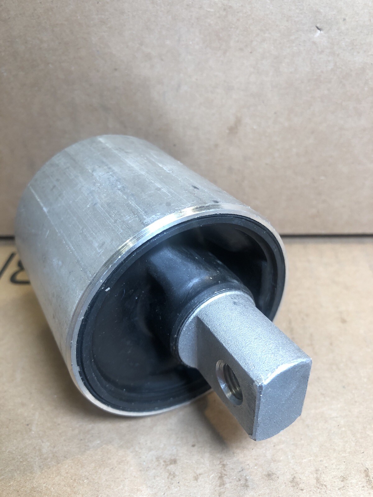 Transmission Mounts Bushing For 2009201020112012 Acura RL Automatic