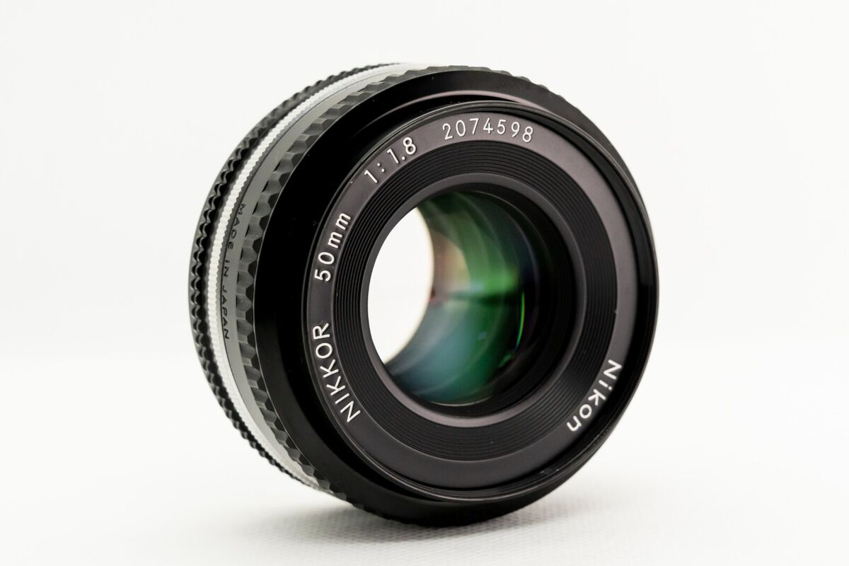 Nikon Ai-s Nikkor 50mm f/1.8 MF Lens w/Front&Rear Caps From Nikon Ai-s Nikkor 50mm f/1.8 MF Lens w/Front&Rear Caps From
