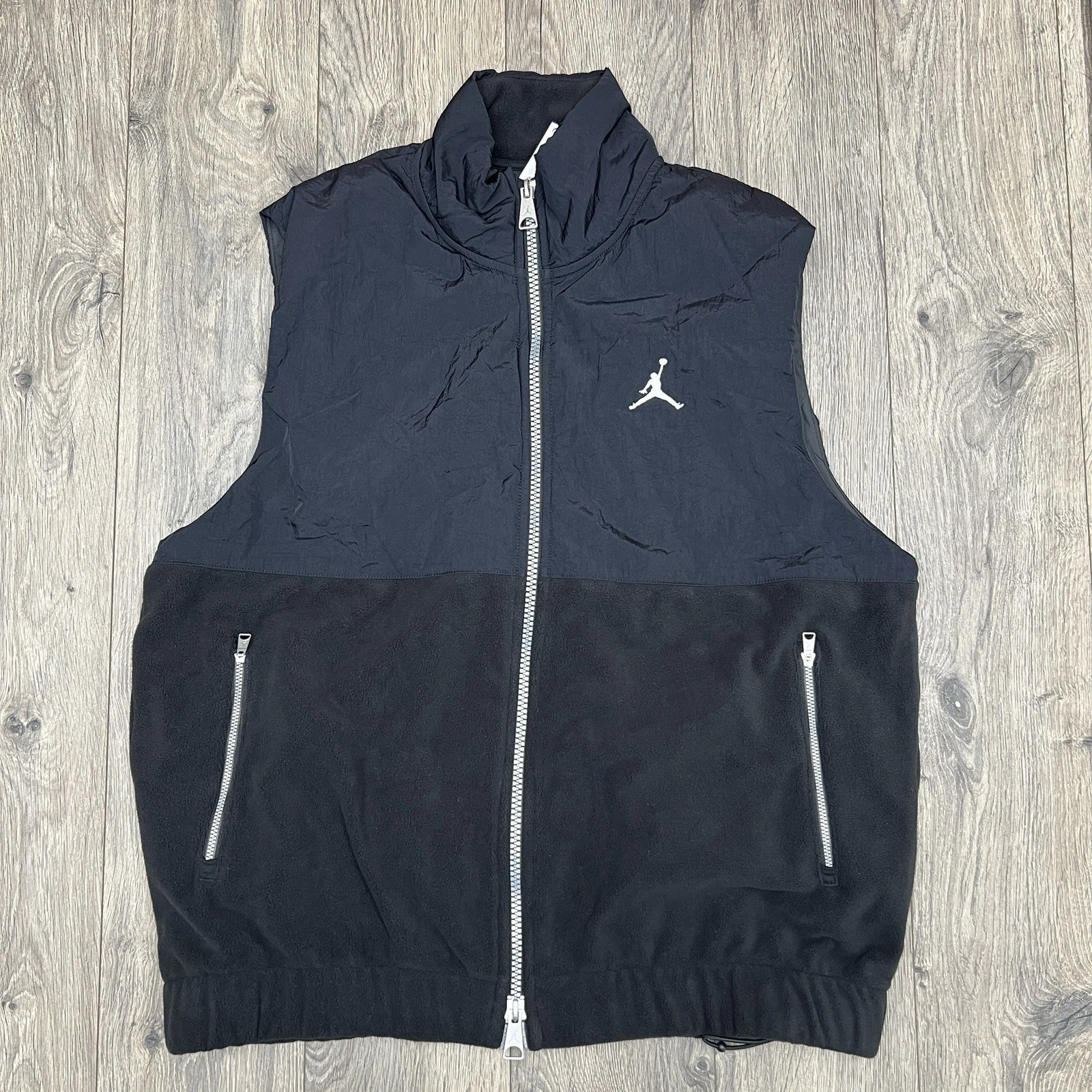 Jordan Winter Vest Size Medium Mens Black Essentials Full ZIp $110