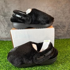 Crocs Classic Unforgettable Clog Black Faux Fur Fuzzy Slippers Womens 7 NWT
