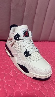 Jordan Air Jordan 4 Retro White Black Red Leather Mid Top Lace Up Sneaker