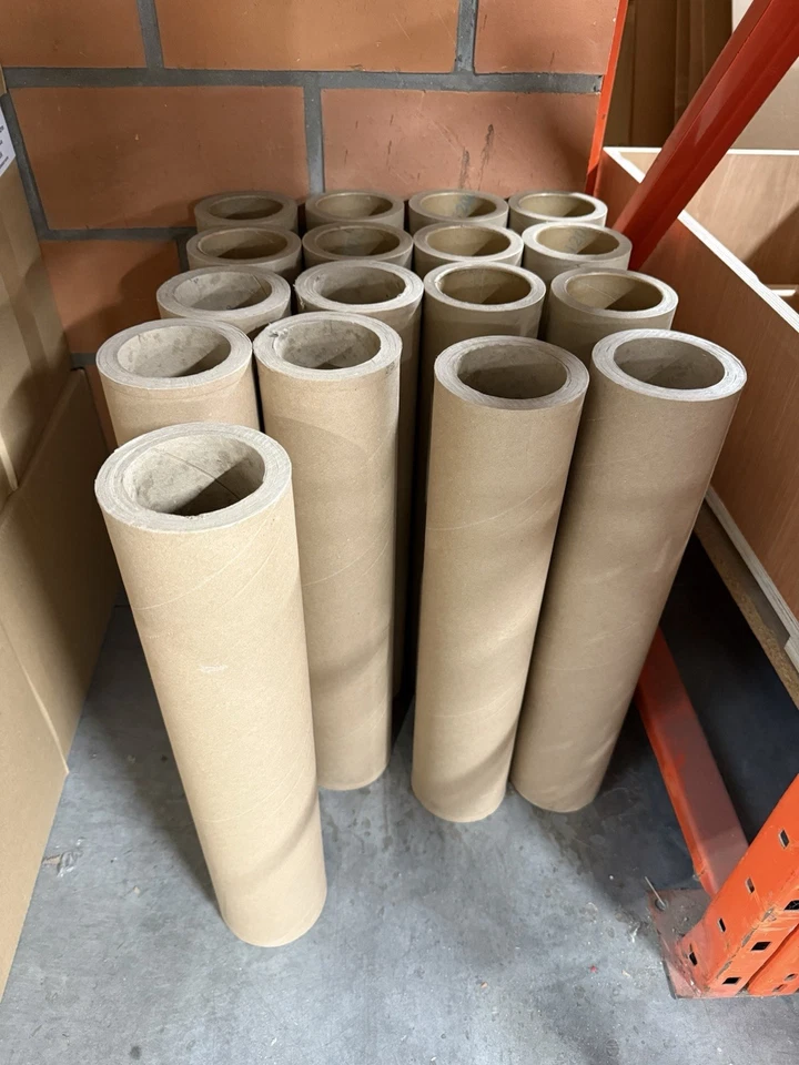 Tube En Carton - Photo 1/1