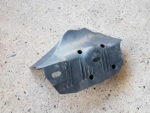 BMW 1er F20 F21 3er F30 F31 F34 Abdeckung Hinterachse hinten links 6796137